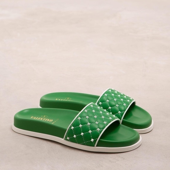 Valentino Free Rockstud Spike Slides Green Leather - Picture 2 of 9